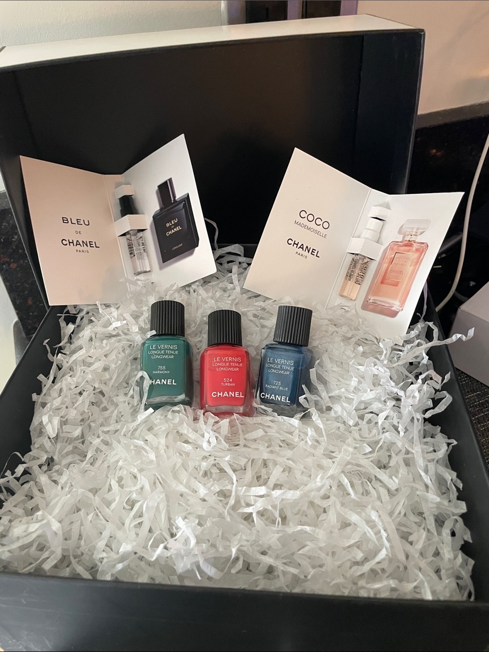 CHANEL Le Vernis Trio in Emerald Green, Cherry Red & Navy Blue